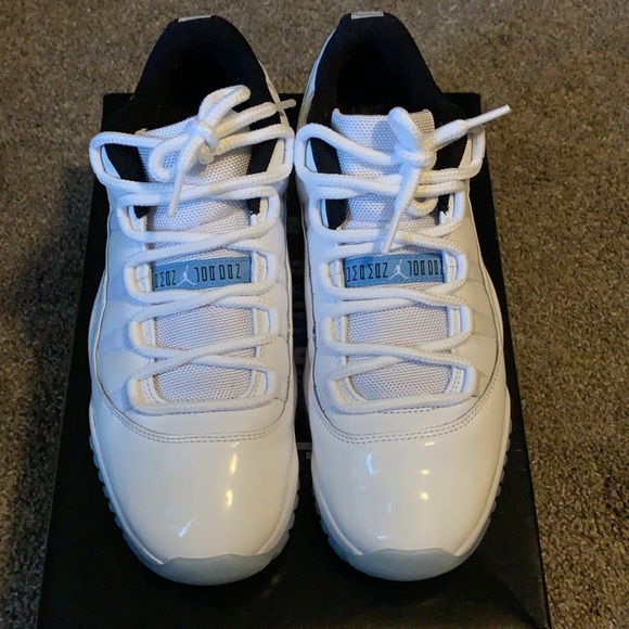 jordan 11 legend blue size 9